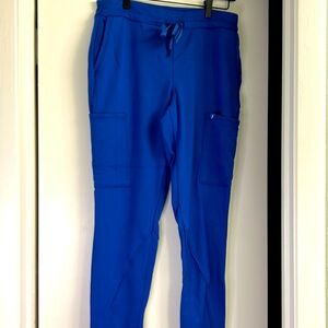 Jaanuu cargo scrub pants Size M